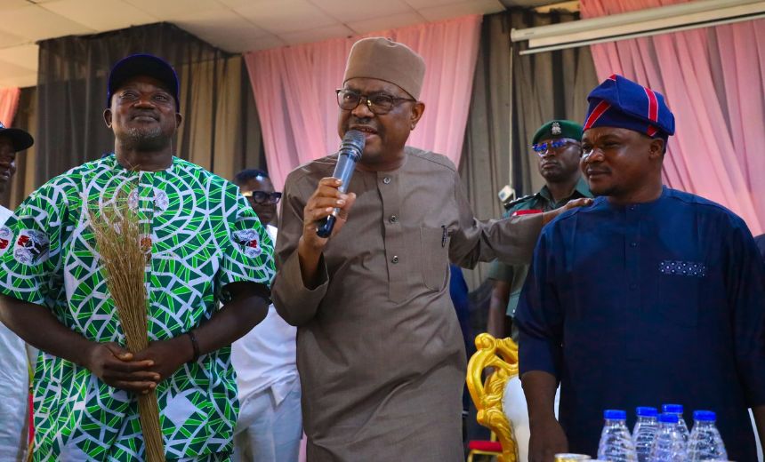 FCT Polls: Bwari PDP Chairmanship candidate steps down, backs APC opponent