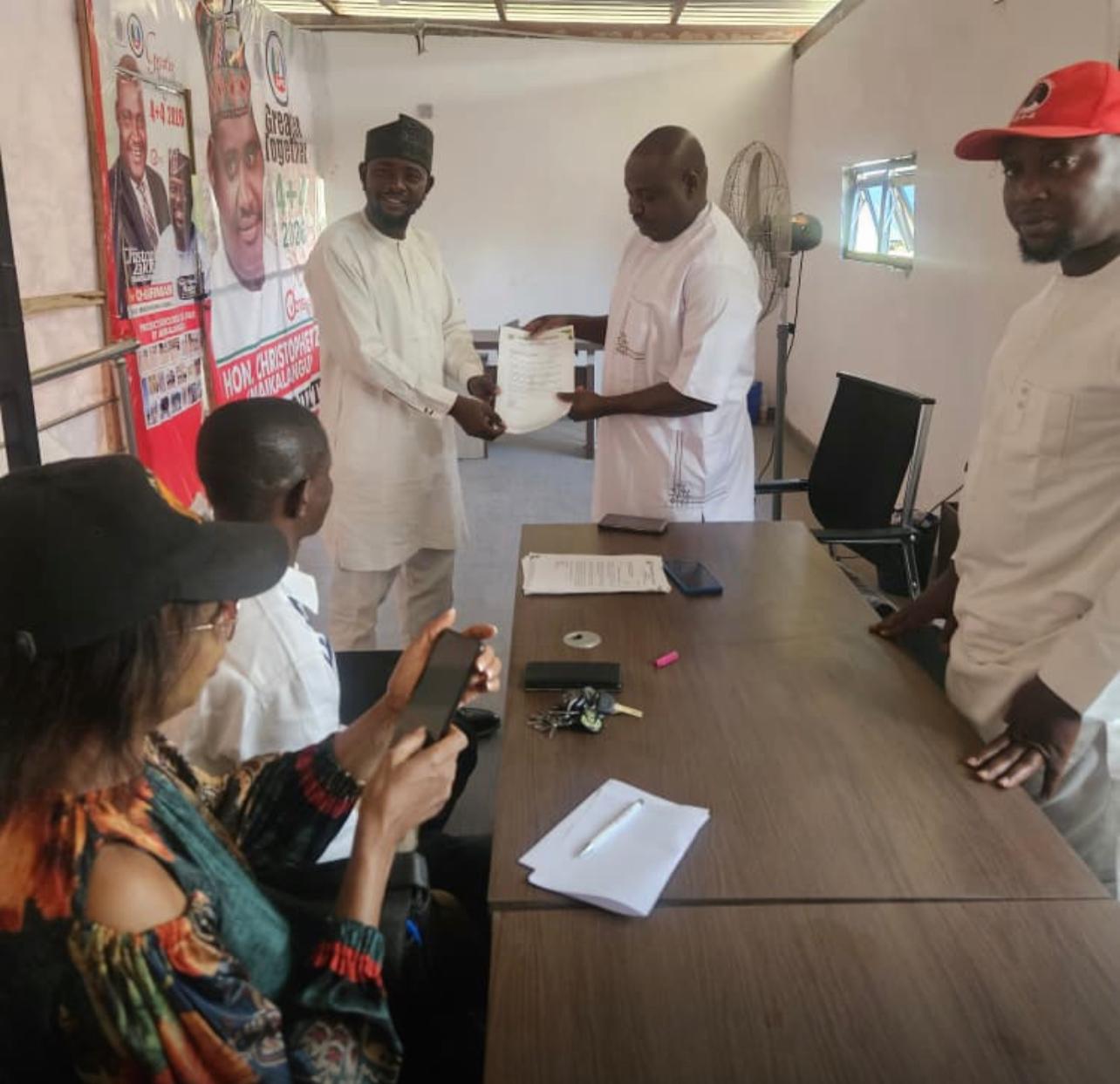 BREAKING: AMAC Chairman-Elect Maikalangu donates borehole to NUJ FCT