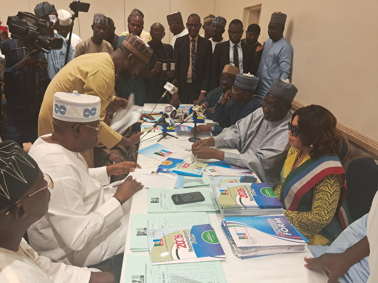 BREAKING: Tinubu picks APC nomination form for 2027 re-election bid