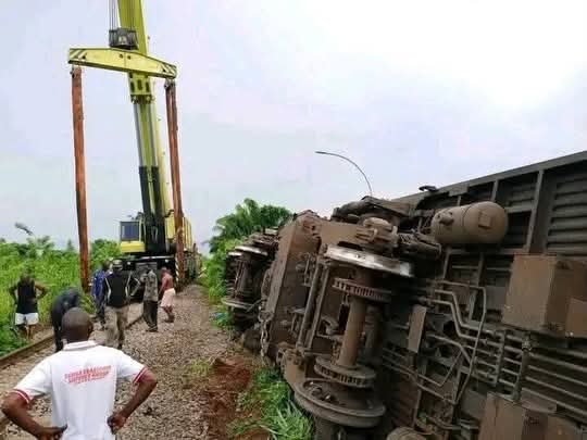 Three dead as Warri–Itakpe train derails in Delta State